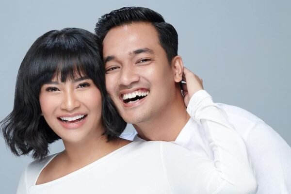 Kabar Seleb Paling Hot Pekan Ini: Skandal, Prestasi, dan Drama!